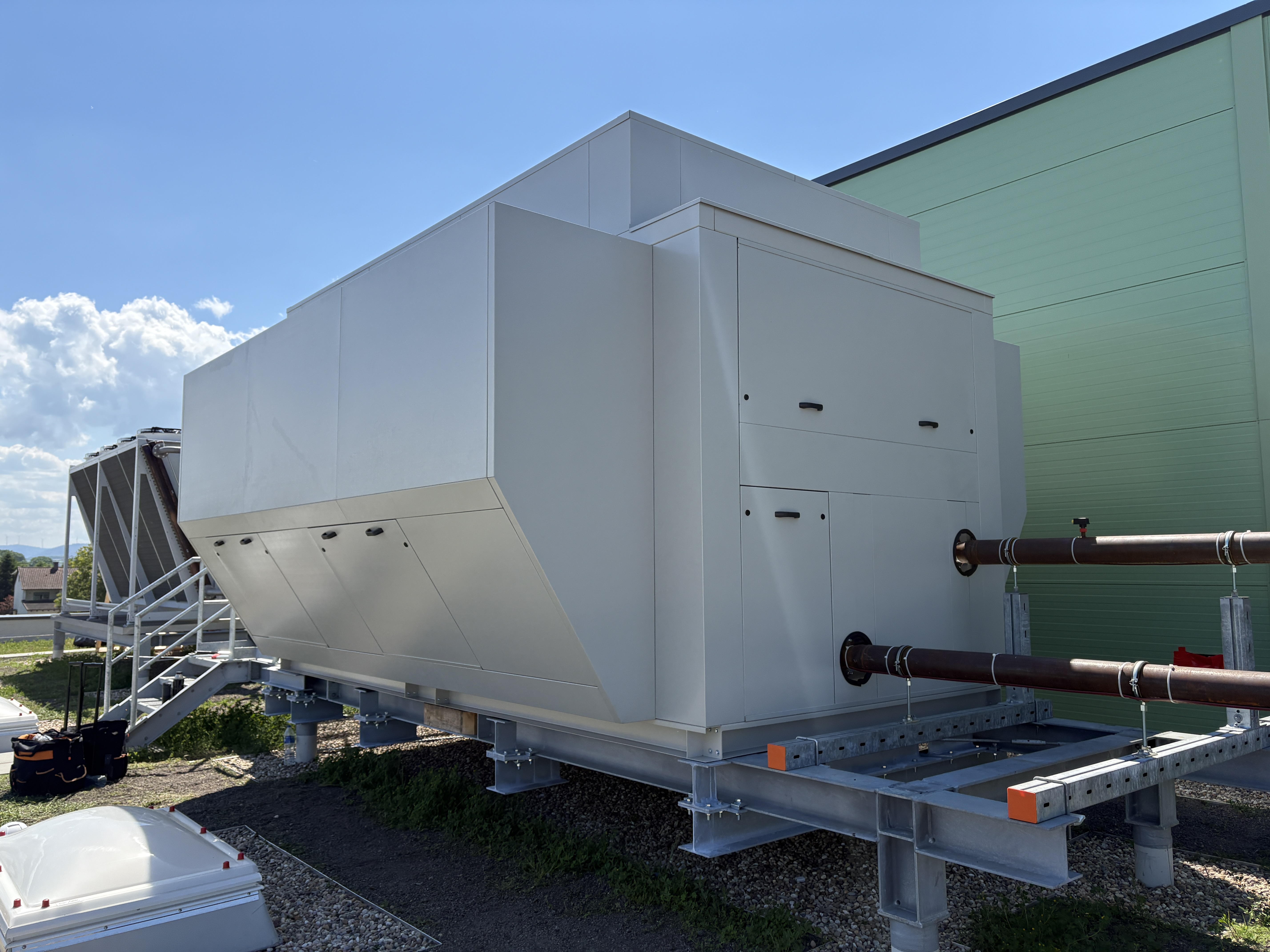 ISOpac10 - Chiller Housing