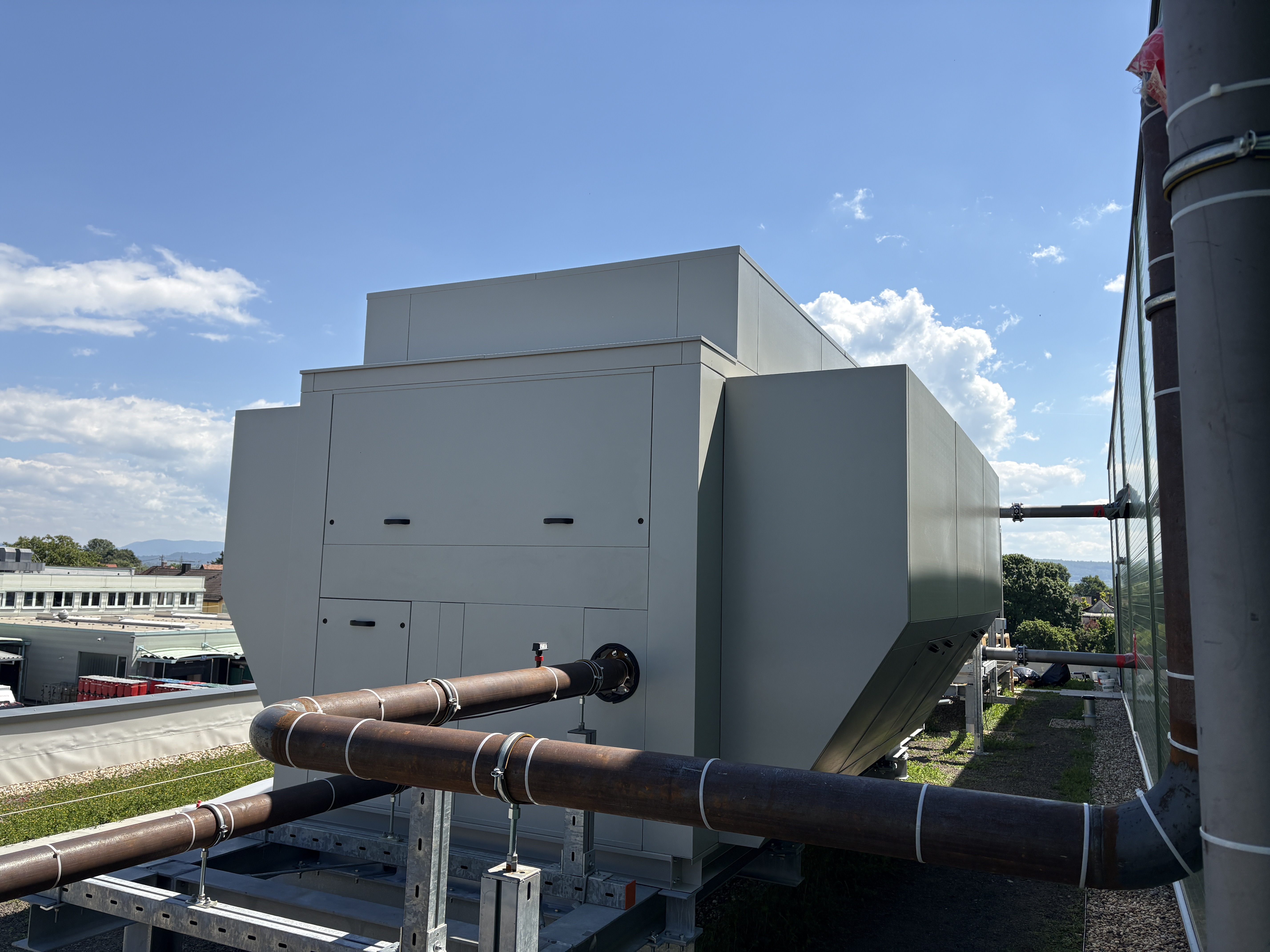 ISOpac10 - Chiller Housing