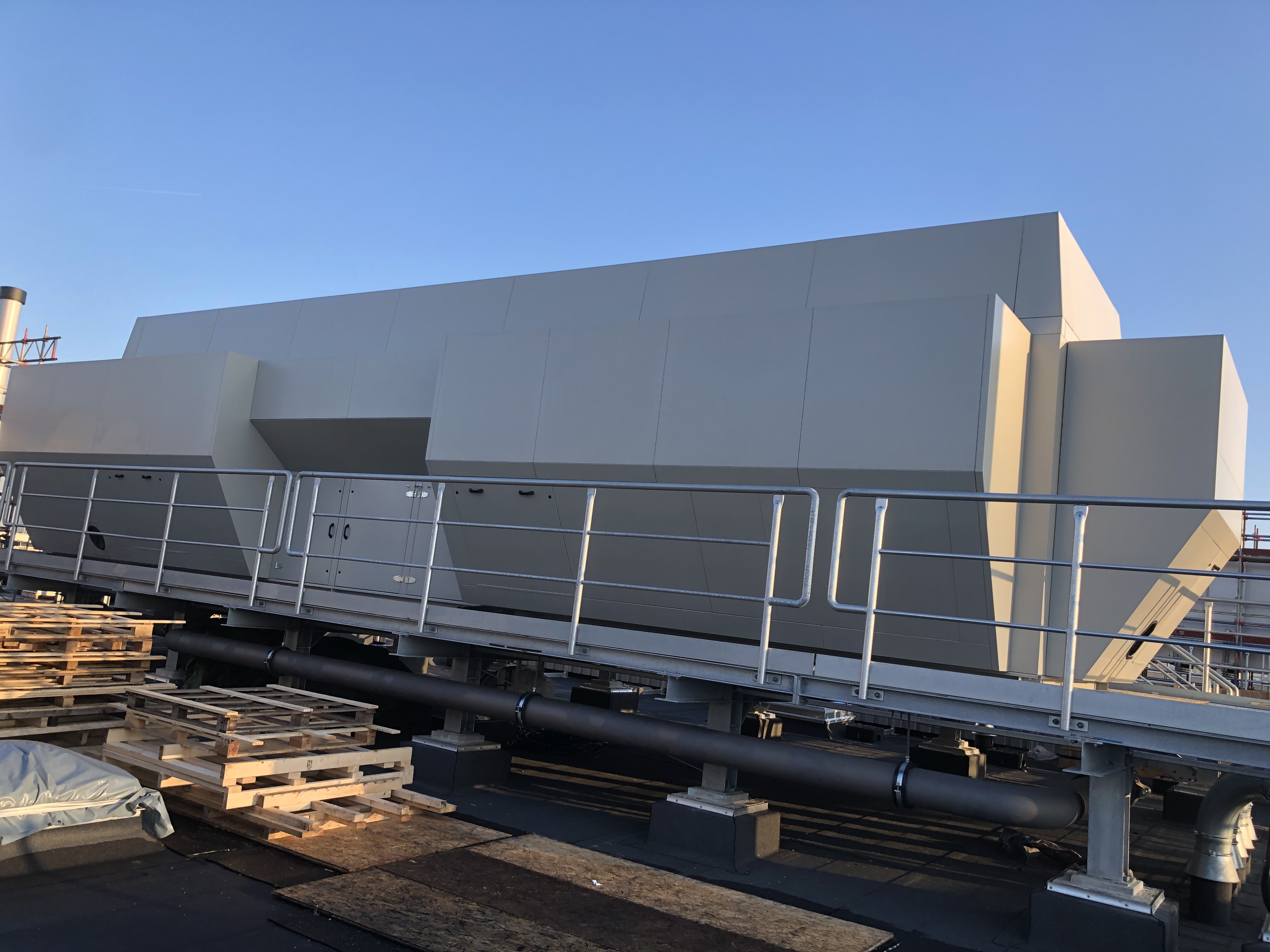 ISOpac18 - Chiller Housing